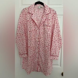 Joie Pink Red Hearts Soft Sleep Shirt Nightshirt Gown  Pajamas S NWOT
